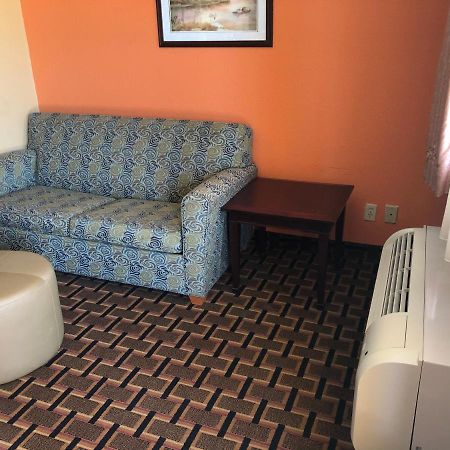 La Grange Executive Inn And Suites Exteriör bild